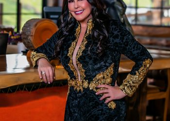 Arelys Henao «La Reina de la Música Popular» presenta su nuevo tema «La Patrona»