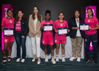 BANCO GUAYAQUIL PROMUEVE LA EDUCACIÓN FINANCIERA A JÓVENES DEPORTISTAS DEL INDEPENDIENTE DEL VALLE