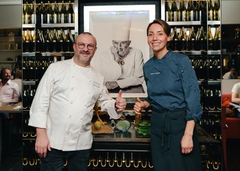 La Chef ecuatoriana Alejandra Espinoza y el Instituto Paul Bocuse ofrecieron una cena en Francia