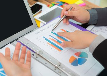 El salario promedio requerido en octubre es el más bajo desde 2021