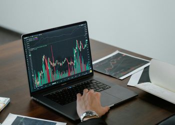 RECOMENDACIONES FINANCIERAS PARA EMPRESAS Y EMPRENDEDORES PARA EL 2025