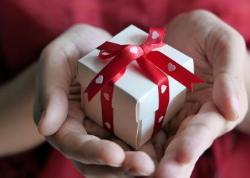 Guía para hacer compras inteligentes y responsables en temporada navideña