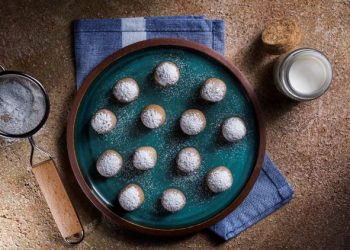 HUEVOS MOYOS: UNA DULCE E IRRESISTIBLE TRADICIÓN PARA SERVIR EN FESTIVIDADES DECEMBRINAS