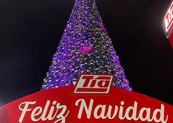 Tía enciende la Navidad: Una tradición que une a las familias