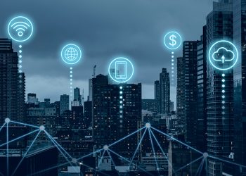 La educación a distancia, la clave para el avance profesional y el éxito en el mercado laboral ecuatoriano