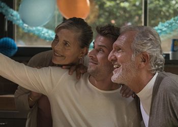 5 CONSEJOS PARA PROTEGER TUS OÍDOS DURANTE LAS FIESTAS DE FIN DE AÑO