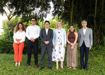 Avanza en Galápagos alianza estratégica hacia la movilidad sostenible en Ecuador