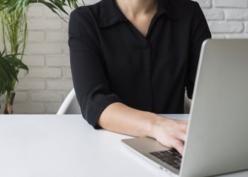 CAPACITACIÓN GRATUITA EN ACTUALIZACIÓN TRIBUTARIA 2025: HERRAMIENTAS  CLAVE PARA PROFESIONALES Y EMPRESARIOS