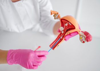 Día mundial contra el cáncer: una batalla que se gana juntos.