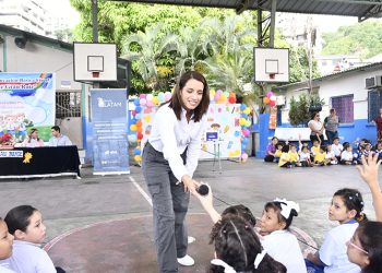 “RECICLANDO CUIDO MI PLANETA” IMPACTA A 25 MIL NIÑOS Y LOGRA RECICLAR UNA TONELADA DE MATERIALES