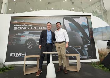 VIVE LA POTENCIA SÚPER HÍBRIDA CON LOS BYD SONG Y BYD SHARK