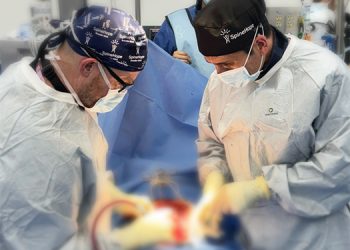 Hospital de los Valles y la fundación Spine Hope realizaron jornada de cirugía de columna a pacientes de escasos recursos