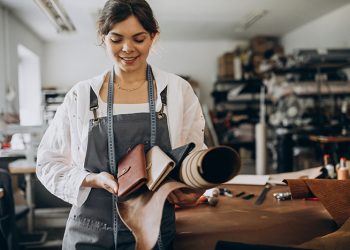 Optimizar gastos y adoptar tecnología pueden marcar la diferencia entre el éxito y el cierre de un negocio en Ecuador