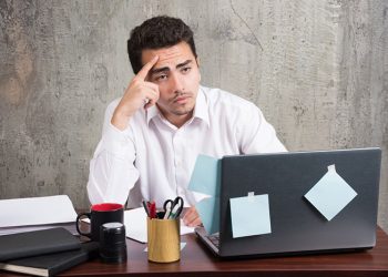 Sólo 3 de cada 10 ecuatorianos ejerce la profesión que soñaba