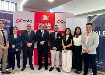 iConta fortalece su liderazgo en el sector contable con su exitosa participación en evento sobre cierre fiscal 2024