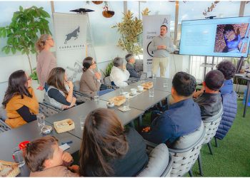 Empresas B Certificadas se reúnen para hablar de impacto social y ambiental en una tarde de maridaje con chocolate y café