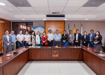 Francisco Jarrín inspira a los jóvenes empresarios del país en exclusivo conversatorio de AJE Ecuador