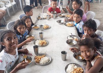 MÁS DE UNA TONELADA DE ALIMENTOS PARA ALIMENTAR SUEÑOS Y SONRISAS EN EL DÍA DEL NIÑO