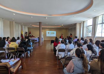 Tecnología y educación familiar para combatir la desnutrición crónica infantil en Ecuador