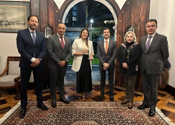 Banco Guayaquil recibe reconocimiento de Bancóldex por fortalecer el comercio entre Colombia y Ecuador
