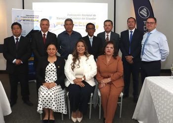 Nueva Directiva de FENATTURE lista para seguir trabajando en beneficio del Transporte Turístico del Ecuador