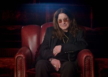 Todos los detalles de la extraordinaria vida de Ozzy Osbourne en un imperdible especial disponible en DGO
