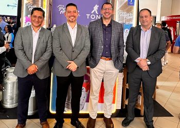 TONICORP PRESENTA SU MODELO DE GANADERÍA SOSTENIBLE ANTE LÍDERES DEL SECTOR LÁCTEO EN QUITO