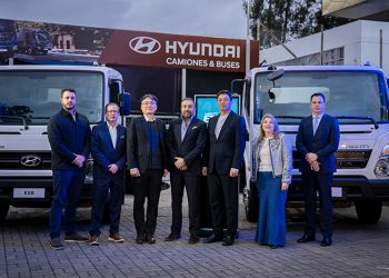 Hyundai presenta en Cuenca su nueva línea de camiones Mighty EX: potencia, eficiencia y diseño renovado para el trabajo pesado.