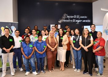 GUAYAQUIL ABRE UN NUEVO CAMINO HACIA EL RECICLAJE INCLUSIVO CON SU PRIMERA MESA TÉCNICA DE RECICLADORES DE BASE