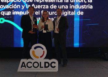 La Asociación Colombiana de Centros de Datos y Tecnología de Datos (ACOLDC) se lanza en Colombia con Vertiv como Main Partner