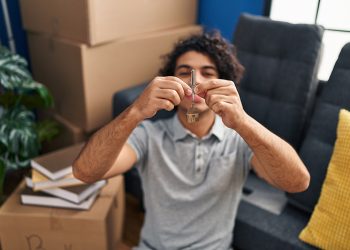 8 de cada 10 ecuatorianos creen que independizarse hoy en día es más difícil que hace diez años