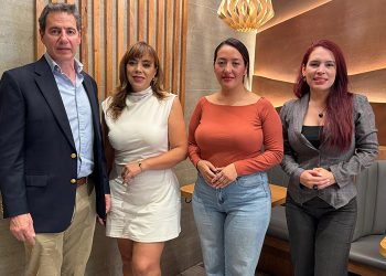 DRIVIN IMPULSA LA EQUIDAD DE GÉNERO EN LA LOGÍSTICA SELLANDO ALIANZA CON WINS EN ECUADOR