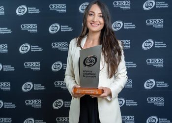 Banco Bolivariano recibe por tercer año consecutivo el Distintivo ESR® -Empresa Socialmente Responsable otorgado por CERES