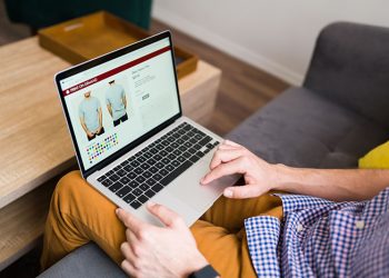 El fraude digital se dispara: fake reviews y bots ponen en jaque al e-commerce global