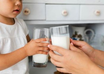 Incluir leche en la dieta diaria, una medida vital para la nutrición de los niños