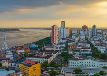 Quito y Guayaquil: dos caras del mercado inmobiliario en 2025