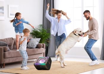 LG xboom llega con Stage 301, Bounce y Grab: potencia para cada momento