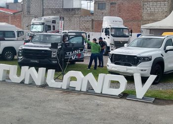 BAIC Y FOTON IMPULSAN LA MOVILIDAD Y EL EMPRENDIMIENTO EN LA AUTO VITRINA COMERCIAL 2025 EN AMBATO
