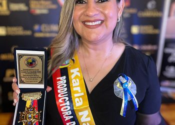 Productora y cineasta ecuatoriana Karla Navarrete estrenó en Estados Unidos el documental “Más Allá de las Fronteras”