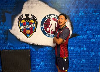 Matthew Delgado, joven futbolista ecuatoriano que destaca en Europa.