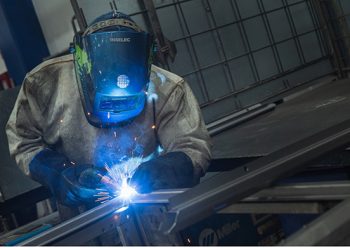 El poder de ahorrar energía: INSELEC presenta soluciones eléctricas de vanguardia para un Ecuador más eficiente