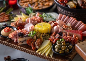 SE INAUGURÓ LA TEMPORADA NAVIDEÑA EN EL HOTEL TRYP BY WYNDHAM GUAYAQUIL