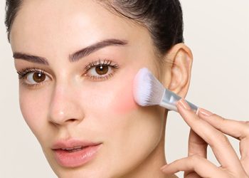 Crea tu look para brillar en estas fiestas con Yanbal