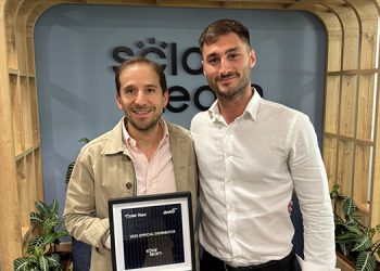 SolarTeam se convierte en distribuidor autorizado de Jinko Solar, líder mundial en tecnología fotovoltaica