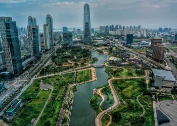 Ecuador podría reducir hasta un 30% de su consumo energético en edificaciones con materiales sostenibles e infraestructura resiliente