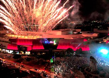 CityMall celebró la inauguración oficial de su fachada renovada en una noche llena de luz y tradición guayaquileña