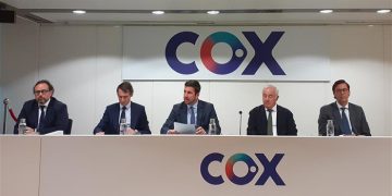 Cox asegura 2,650 millones de dólares para financiar la compra de Iberdrola México
