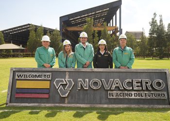 Novacero recibe al Ministro de Trabajo en su planta en Lasso que es referente en sostenibilidad