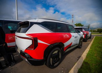 Kia Ecuador transportó el Trofeo de la FIFA World Cup 2026™ durante el Trophy Tour en Quito