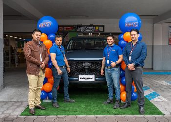 TITÁN SORTEÓ 4 CAMIONETAS Y 15 BONOS DE COMPRA DE USD 500  A SOCIOS GANADORES DE LOS 15 LOCALES A NIVEL NACIONAL